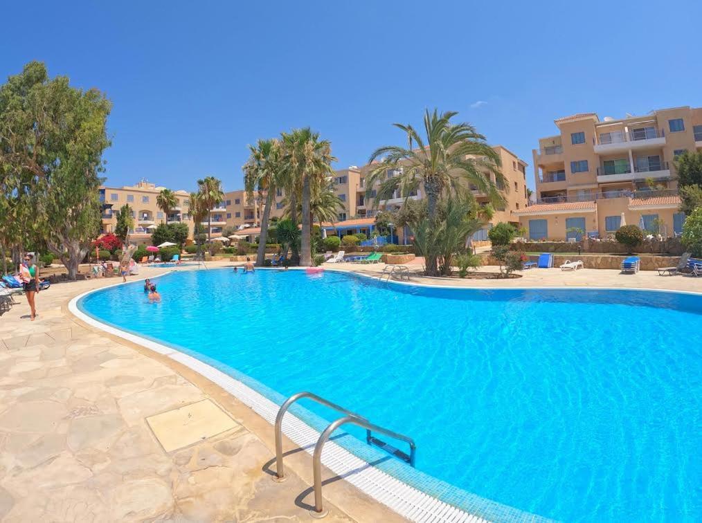 Timeless Cyprus Apartment Paphos Luaran gambar